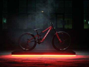 Picture of Pivot Phoenix Team XX Electric Red Special Edtion DH Bike