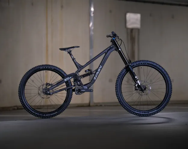 Picture of Zerode G3 Expert DH Bike
